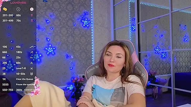 Snapshot of -DIVORA- chatting on January 19, 2025, 12:17 pm -DIVORA- online show from January 19, 2025, 12:17 pm