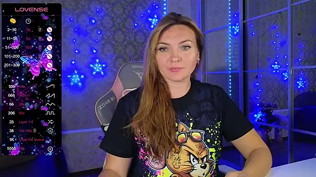 Snapshot of -DIVORA- chatting on January 20, 2025, 7:35 pm -DIVORA- online show from January 20, 2025, 7:35 pm