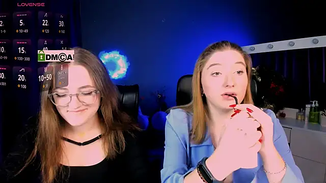 Snapshot of luna_berryy chatting on February 4, 2025, 8:17 pm luna berryy online show from February 4, 2025, 8:17 pm
