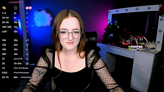 Snapshot of luna_berryy chatting on February 17, 2025, 8:04 pm luna berryy online show from February 17, 2025, 8:04 pm