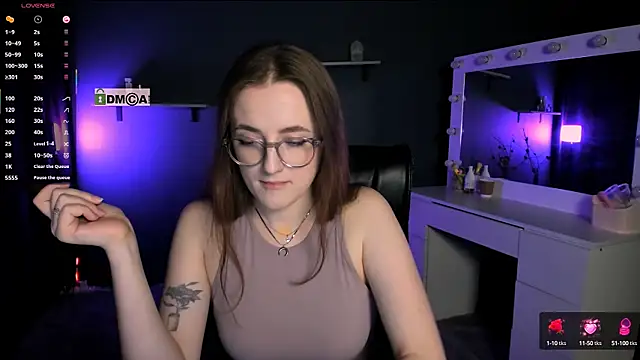 Snapshot of luna_berryy chatting on March 11, 2025, 9:26 pm luna berryy online show from March 11, 2025, 9:26 pm