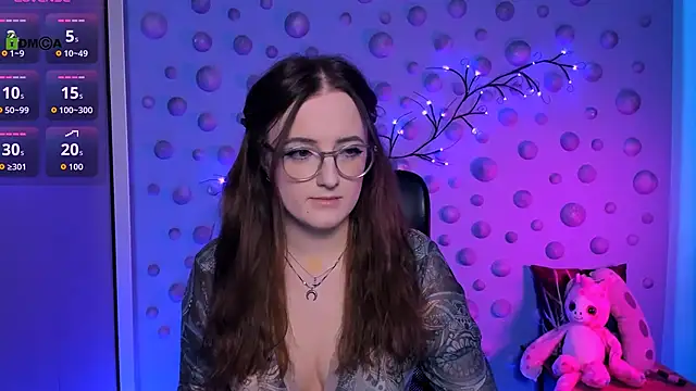 luna berryy online show from January 17, 2026, 8:45 pm