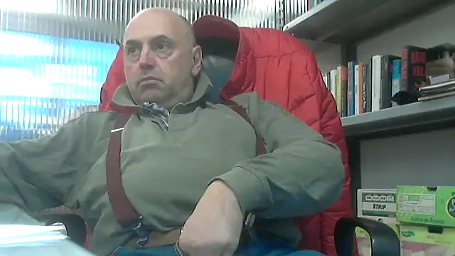 Snapshot of pantomax chatting on December 11, 2024, 6:58 am pantomax online show from December 11, 2024, 6:58 am