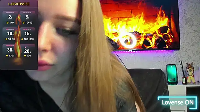 Snapshot of KentsMomAliss chatting on December 5, 2024, 5:04 am KentsMomAliss online show from December 5, 2024, 5:04 am