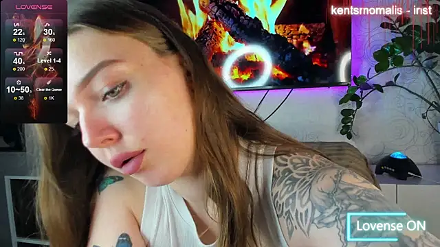 Snapshot of KentsMomAliss chatting on February 13, 2025, 8:59 am KentsMomAliss online show from February 13, 2025, 8:59 am