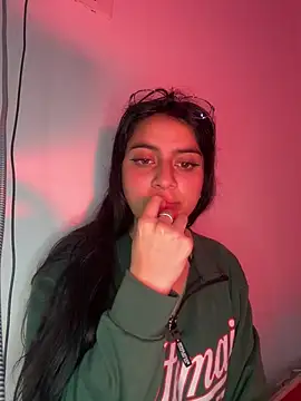 Snapshot of Cassie-millers chatting on December 4, 2024, 4:27 pm Cassie-millers online show from December 4, 2024, 4:27 pm