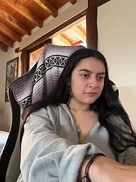 Snapshot of Cassie-millers chatting on January 8, 2025, 5:26 pm Cassie-millers online show from January 8, 2025, 5:26 pm