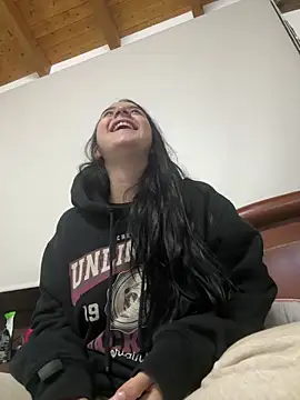 Snapshot of Cassie-millers chatting on January 19, 2025, 2:47 am Cassie-millers online show from January 19, 2025, 2:47 am