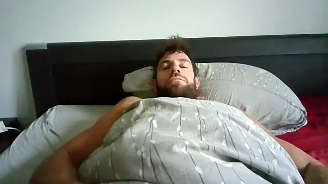 alpha-hunk online show from October 12, 2025, 7:40 am