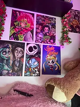 ariiel  online show from November 8, 2025, 4:51 pm