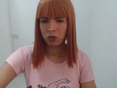 Snapshot of estefania224 chatting on February 7, 2026, 2:54 pm estefania224 online show from February 7, 2026, 2:54 pm