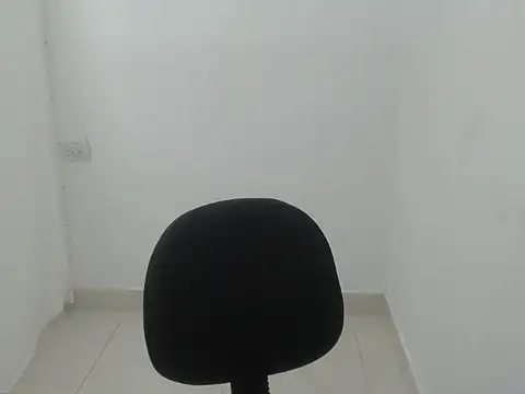 Snapshot of estefania224 chatting on February 15, 2026, 2:30 am estefania224 online show from February 15, 2026, 2:30 am