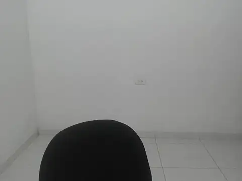 estefania224 online show from April 10, 2026, 12:27 am