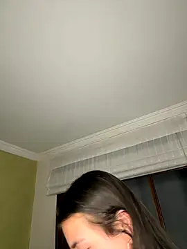 aurora divine online show from September 11, 2025, 12:33 am