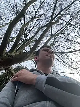 Snapshot of GotItGoin chatting on March 21, 2025, 1:01 pm GotItGoin online show from March 21, 2025, 1:01 pm