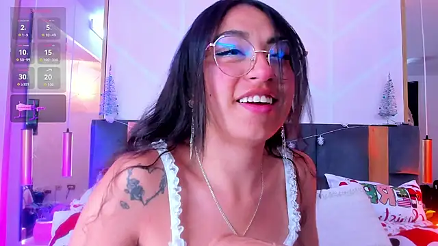 MadyJackson online show from November 27, 2025, 11:56 am