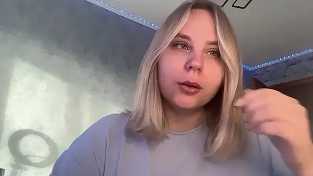 Thalia  Star online show from November 13, 2025, 10:58 am