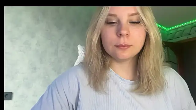 Thalia  Star online show from April 9, 2026, 9:04 am