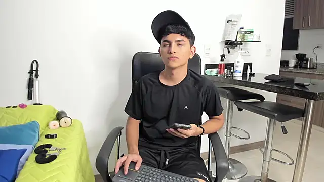 Lyam ap online show from January 20, 2025, 9:24 am