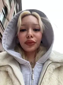 babydolll online show from November 5, 2025, 1:11 pm