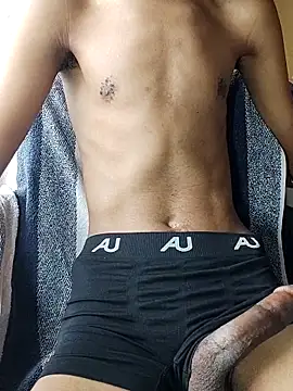 Snapshot of skinnybuddy chatting on March 2, 2026, 9:16 am skinnybuddy online show from March 2, 2026, 9:16 am