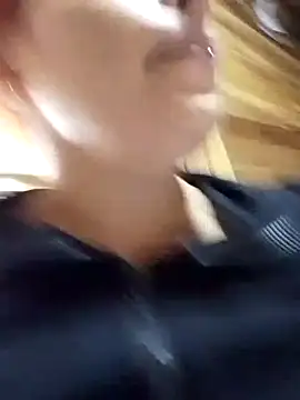 Snapshot of Caro_kitty- chatting on February 10, 2025, 12:39 pm Caro kitty- online show from February 10, 2025, 12:39 pm