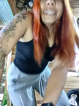 Snapshot of Caro_kitty- chatting on February 14, 2025, 2:12 pm Caro kitty- online show from February 14, 2025, 2:12 pm