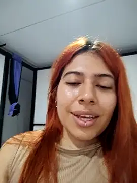 Snapshot of Caro_kitty- chatting on March 18, 2025, 10:26 pm Caro kitty- online show from March 18, 2025, 10:26 pm