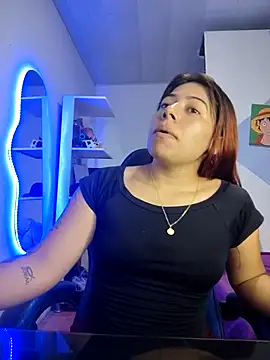 Snapshot of Caro_kitty- chatting on September 17, 2025, 11:23 am Caro kitty- online show from September 17, 2025, 11:23 am