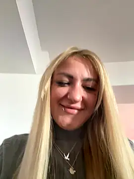 MazeSin online show from October 18, 2025, 9:21 am