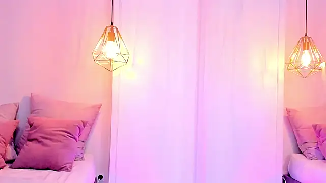 mallie quinn online show from December 25, 2024, 5:15 pm