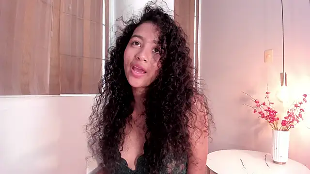 AntonellaHall  online show from April 7, 2026, 6:52 pm