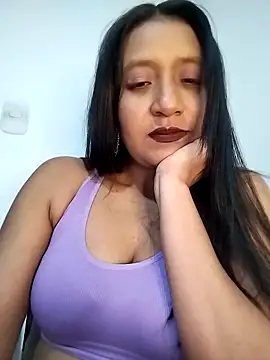 Snapshot of cami_victoria chatting on February 17, 2026, 7:09 pm cami victoria online show from February 17, 2026, 7:09 pm