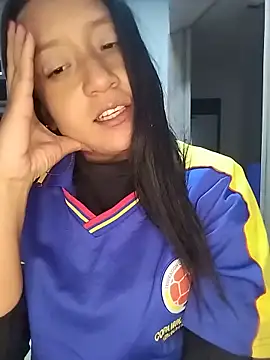 cami victoria online show from June 16, 2026, 7:05 pm