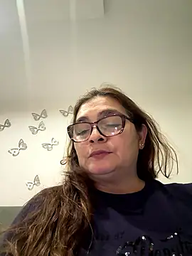 Snapshot of AntonellaAlondra4 chatting on January 19, 2026, 1:31 am AntonellaAlondra4 online show from January 19, 2026, 1:31 am