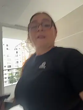 Snapshot of AntonellaAlondra4 chatting on March 4, 2026, 2:23 pm AntonellaAlondra4 online show from March 4, 2026, 2:23 pm