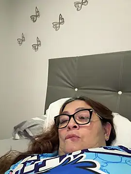 AntonellaAlondra4 online show from June 8, 2026, 3:40 am