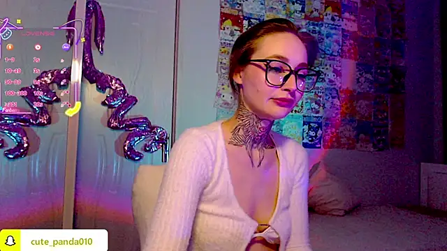 Snapshot of Milky_way_UwU chatting on February 28, 2026, 5:47 pm Milky way UwU online show from February 28, 2026, 5:47 pm