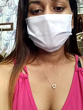 its sophiaa online show from September 18, 2025, 1:24 pm