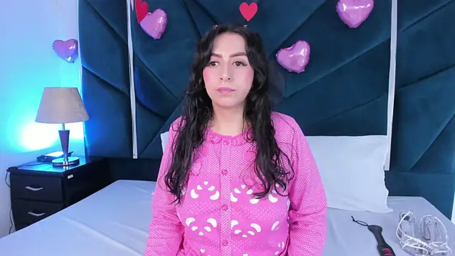 AlondraMendez online show from February 18, 2025, 4:37 am