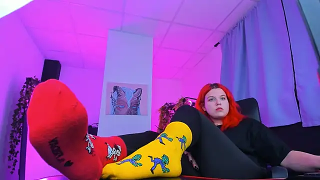 NielletaBlossom online show from January 8, 2025, 5:16 am