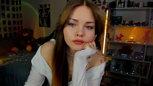 AkiraKatsu online show from January 10, 2026, 11:01 am