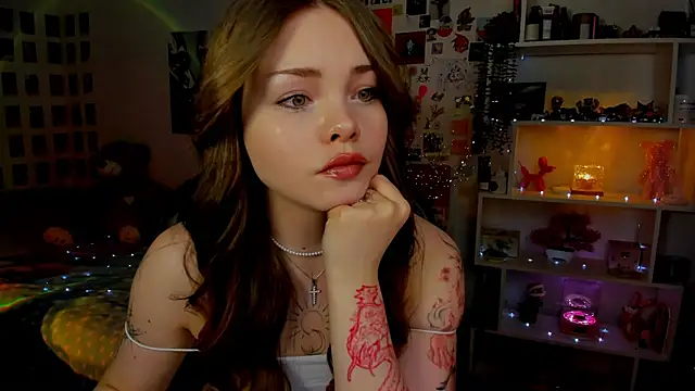 Snapshot of AkiraKatsu chatting on February 14, 2026, 10:12 am AkiraKatsu online show from February 14, 2026, 10:12 am