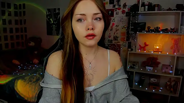 Snapshot of AkiraKatsu chatting on March 8, 2026, 12:42 pm AkiraKatsu online show from March 8, 2026, 12:42 pm