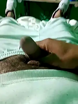 Snapshot of qkfc744888l chatting on January 6, 2026, 1:15 pm qkfc744888l online show from January 6, 2026, 1:15 pm