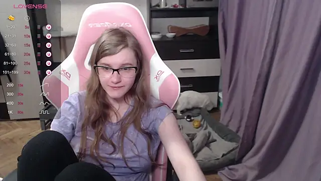 Snapshot of Tomato_Tease chatting on March 12, 2025, 8:20 pm Tomato Tease online show from March 12, 2025, 8:20 pm