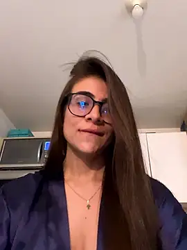 MariaIsabella8 online show from March 5, 2026, 11:23 pm