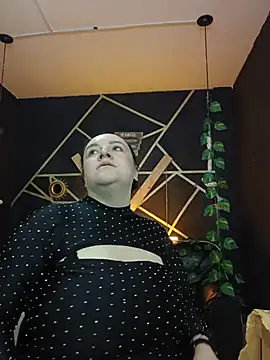 Gelena Black online show from November 4, 2025, 12:37 pm