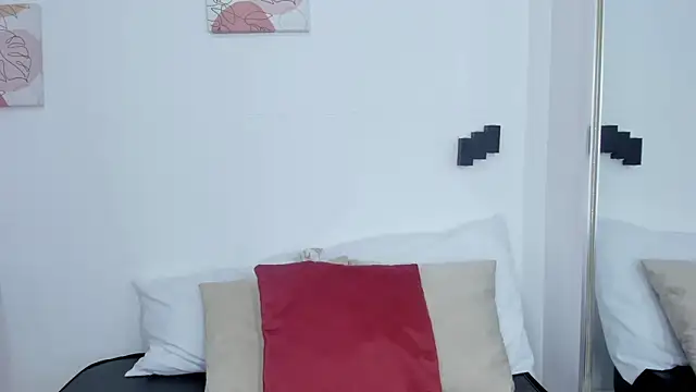 samantha  fairy online show from February 18, 2025, 2:06 pm