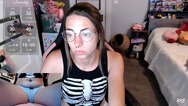 KSwonderland6 online show from September 25, 2025, 3:16 pm